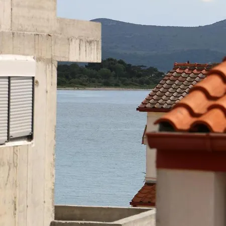 - Diklo 12854c Apartamento Zadar