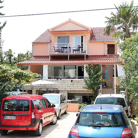 - Diklo 12854c Apartment Zadar