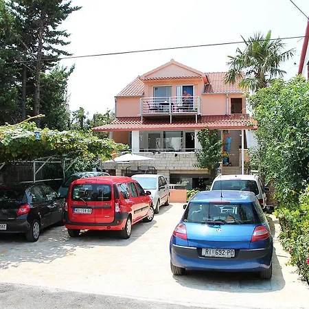 - Diklo 12854c Apartment Zadar